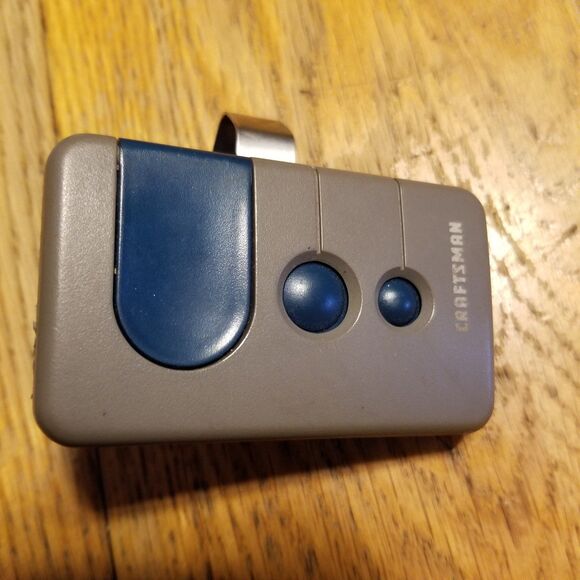 Craftsman garage door opener remote control model 138.536815 UNTESTED - Picture 2 of 7